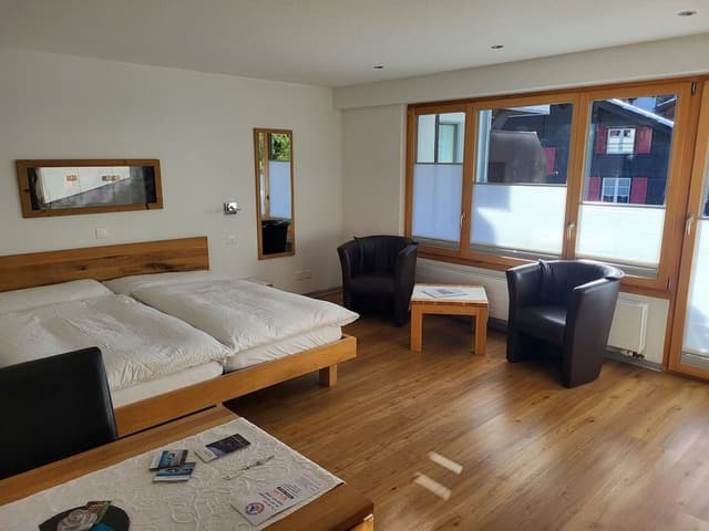 Boutique Studio South wit Matterhorn view