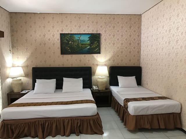 Family Room (3 Person)