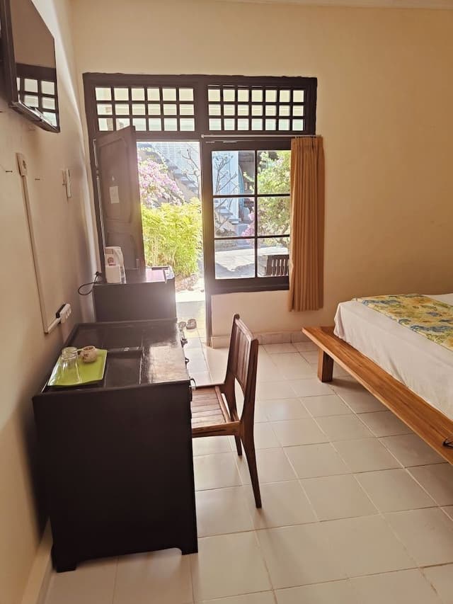 Superior Double Room, 1 King Bed, Pool View, Garden Area