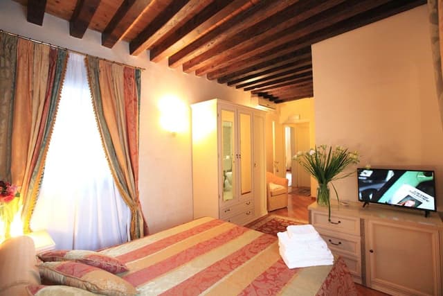Classic Double Room
