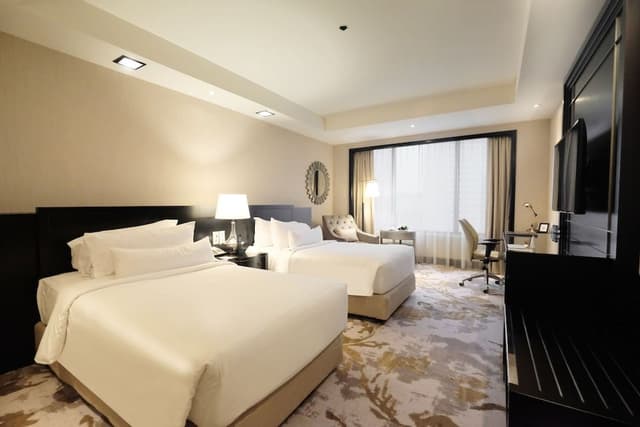 Premier Room (Free Minibar)