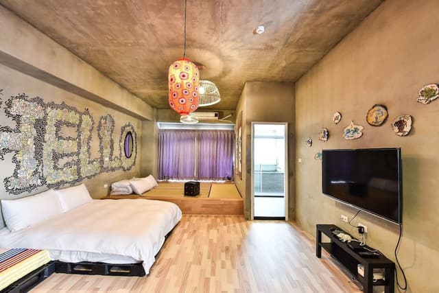 Standard Quadruple Room (with bathtub)