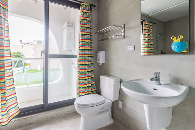 Classic Double Room (with balcony)