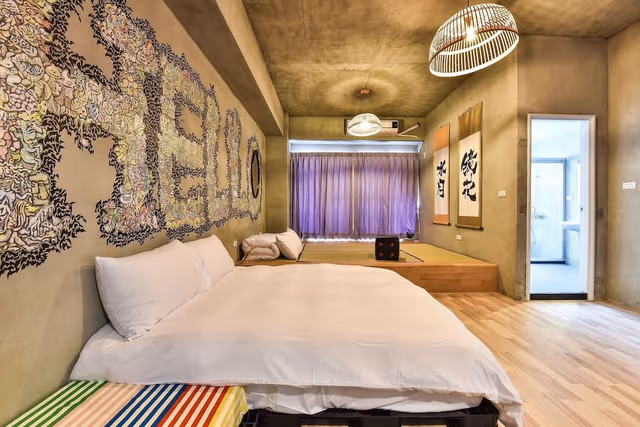 Standard Quadruple Room (with bathtub)