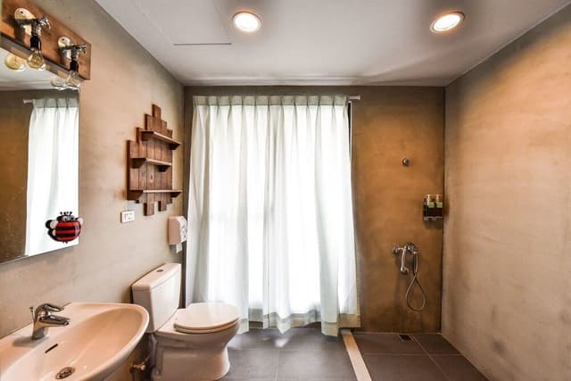 Classic Double Room (with balcony)