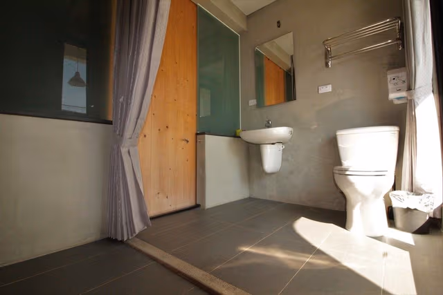 Economic Double Room (with balcony)