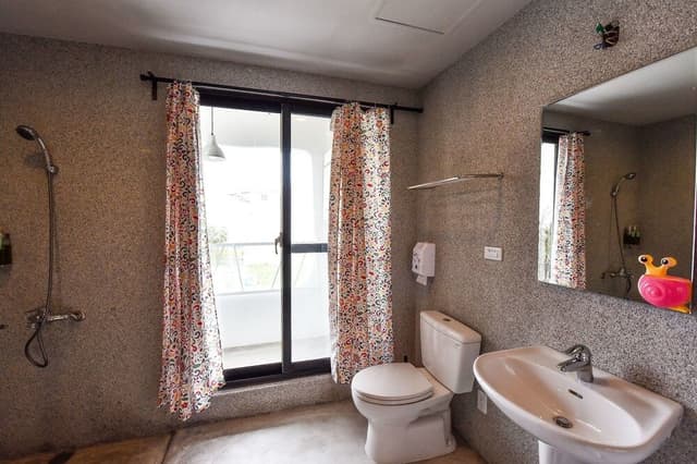 Classic Double Room (with balcony)