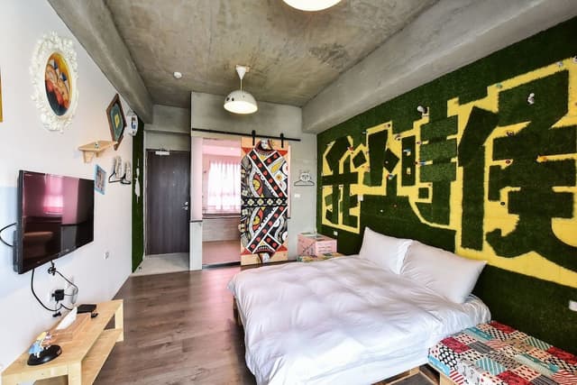 Superior Double Room (with bathtub)