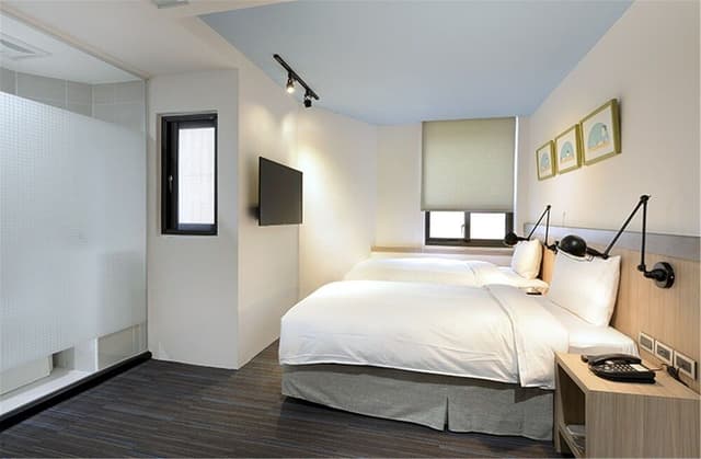 Standard Twin Room