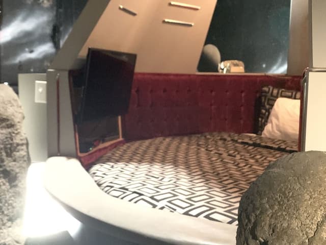 Tranquility Base#2, 1 King Circle Bed (Downstairs)