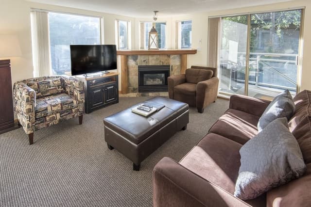 Townhome, 3 Bedrooms with Balcony (Unit 20)
