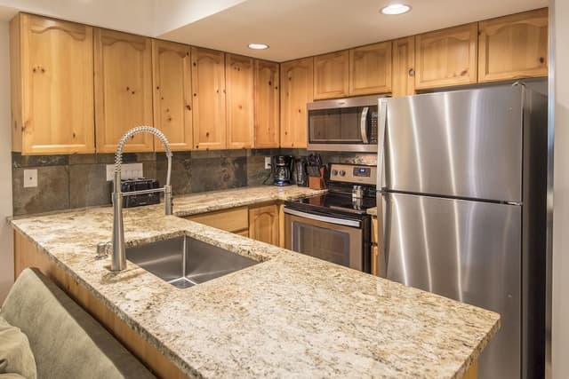 Townhome, 3 Bedrooms with Balcony (Unit 26 B)