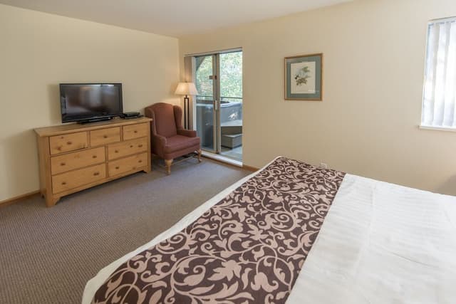 Townhome, 3 Bedrooms with Balcony (Unit 26 B)