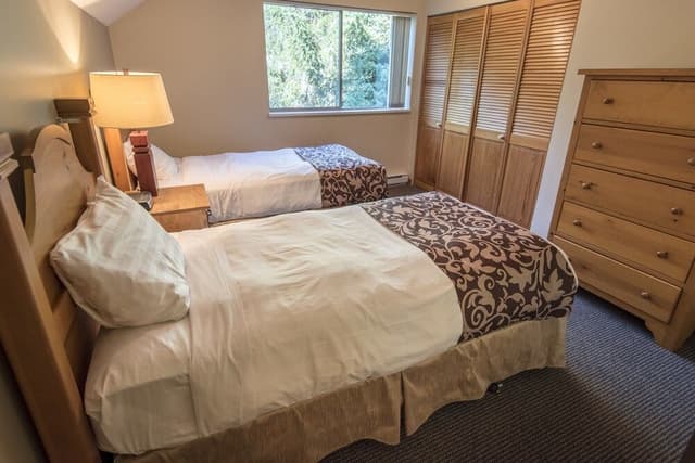 Townhome, 3 Bedrooms with Balcony (Unit 20)