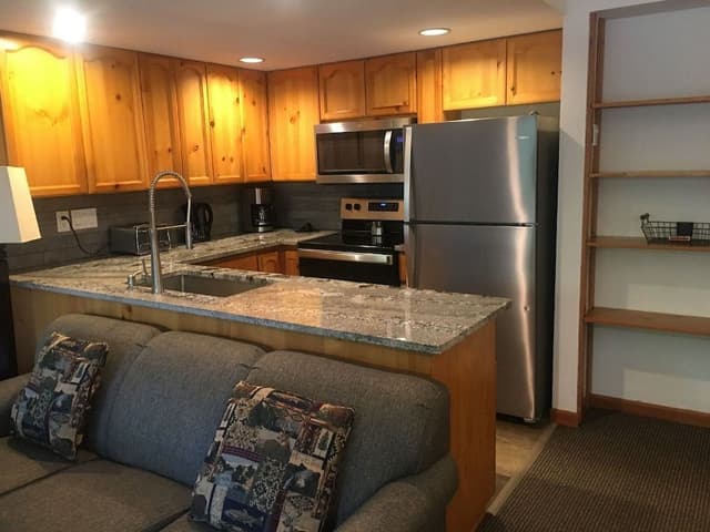 Townhome, 3 Bedrooms with Balcony (Unit 40)