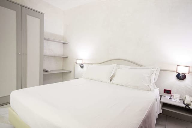 Suite, 1 Queen Bed, Non Smoking, Annex Building (with Sofabed)