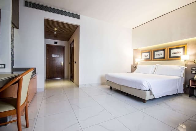 Comfort Room, 1 Queen Bed, Non Smoking