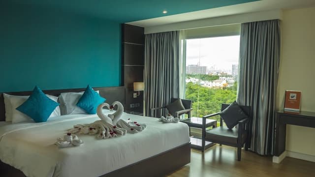 Premier Room, City View