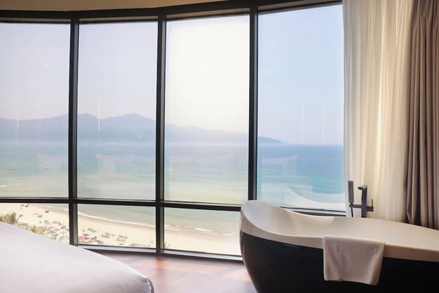 Executive Suite, 1 Double Bed, Balcony, Ocean View