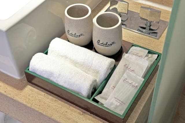 Executive Suite, 1 Double Bed, Balcony, Ocean View