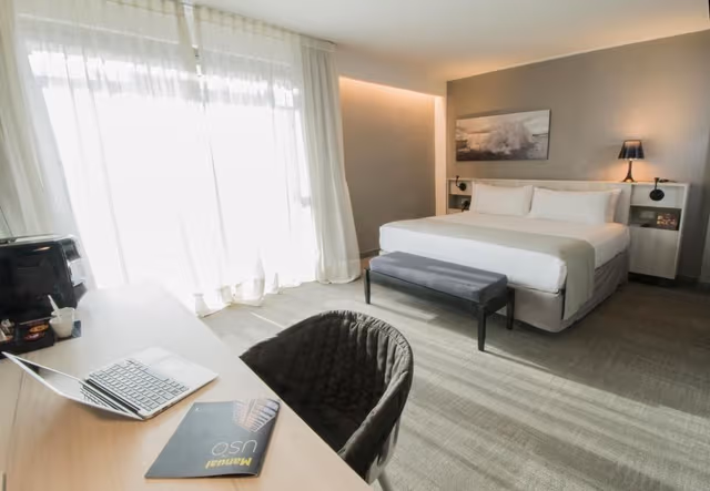 Superior King Room