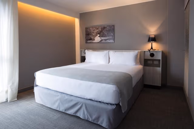 Superior King Room