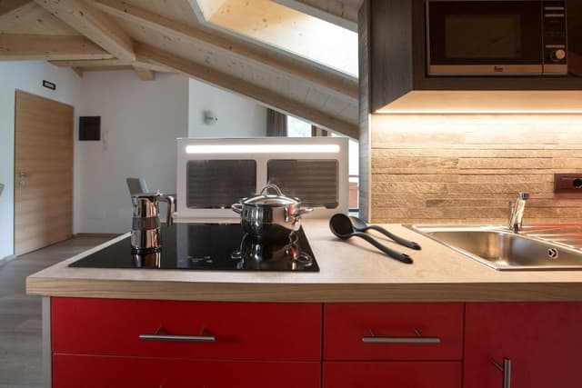 Two-Bedroom Apartment Mansarda