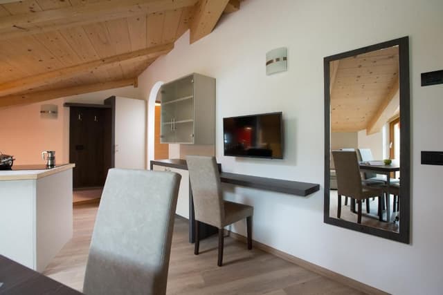 Two-Bedroom Apartment Mansarda