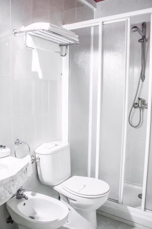 Double Room - Exterior Facing