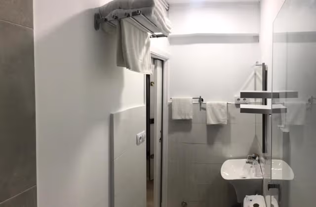 Double Room - Exterior Facing