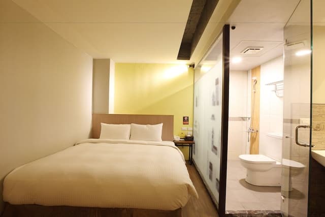 Economy Double Room