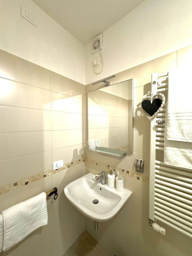 Deluxe Double Room, Canal View