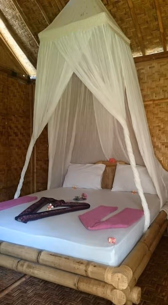 Bamboo Bungalow, Fan Only