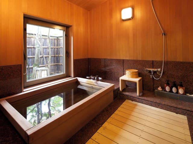 Grand Villa, 2 Bedrooms, Courtyard View, Annex Building