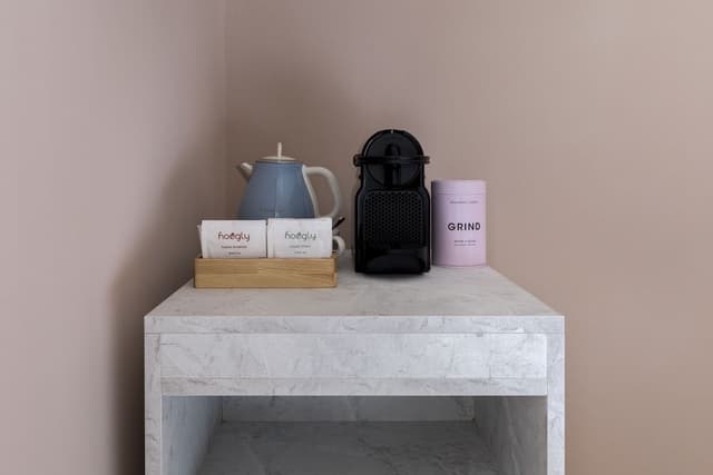 Connecting, Two Bedrooms, One Bathroom
