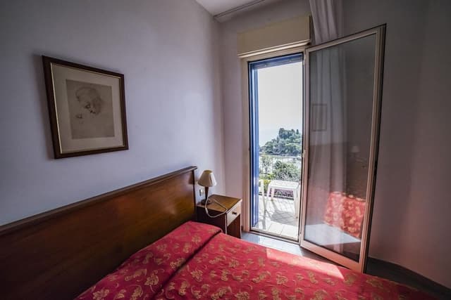 Standard Triple Room, Sea View