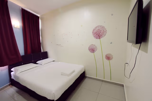 Deluxe Double Room with Window