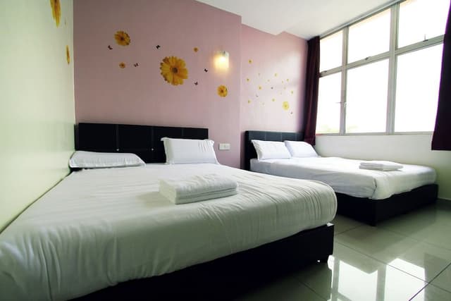 Deluxe Queen Room With Two Queen Beds