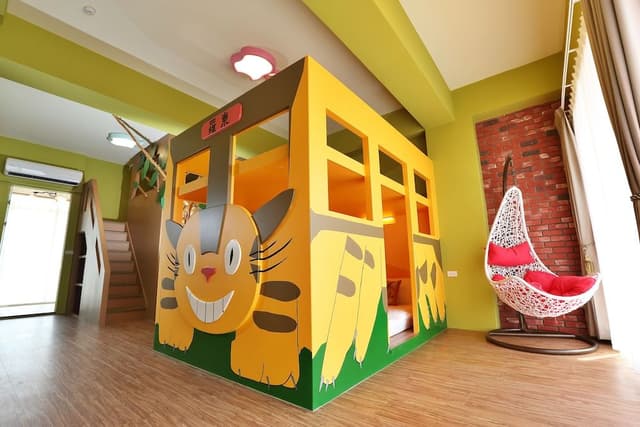 Family Tree House, Multiple Beds, Non Smoking (202)
