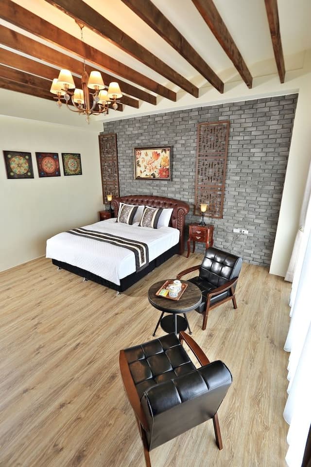 Deluxe Double Room, Non Smoking (101)