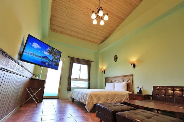 Family Suite, 2 Queen Beds, Non Smoking (311,312,313,315)