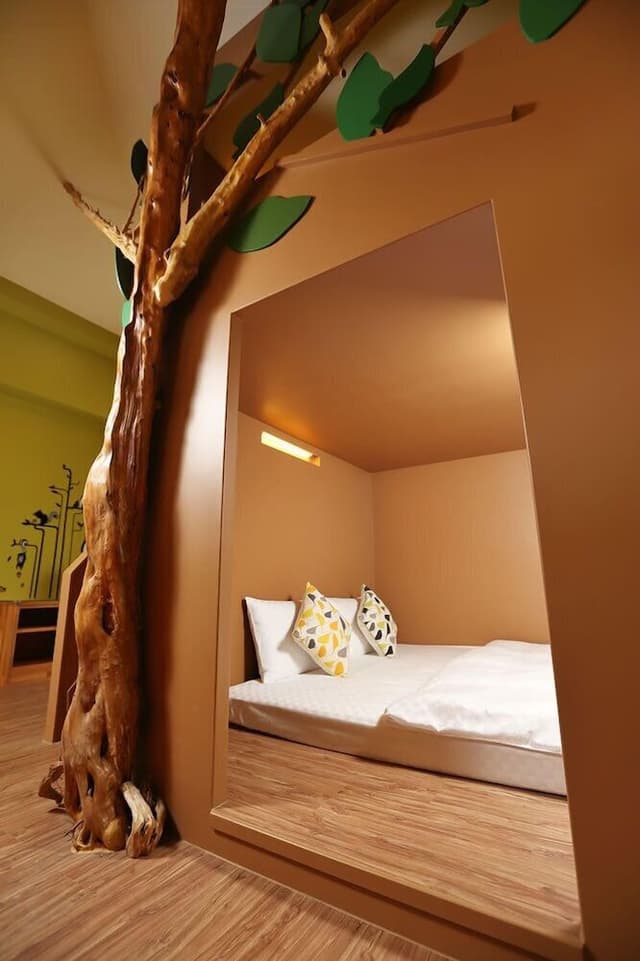 Family Tree House, Multiple Beds, Non Smoking (202)
