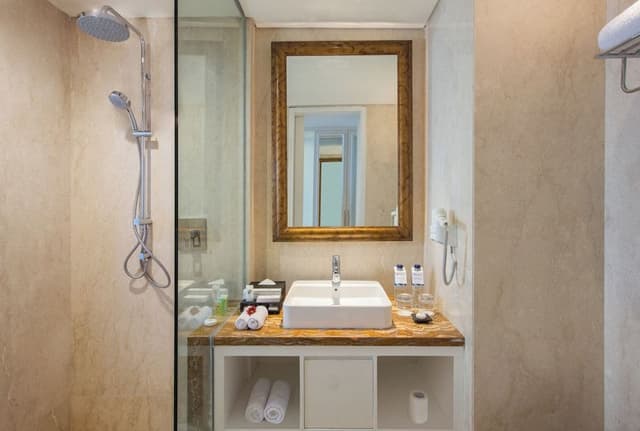 Grand Deluxe Room