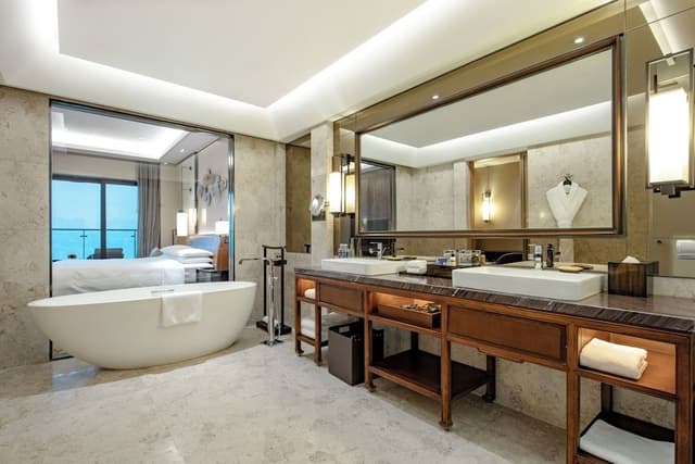 Family Suite, Connecting Rooms
