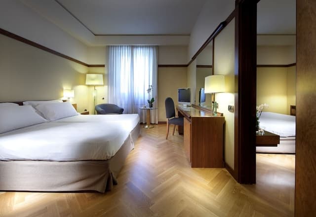 Connecting Rooms