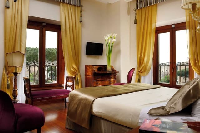 Deluxe Double Room, City View