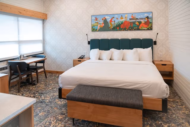 Superior Room, 1 King Bed
