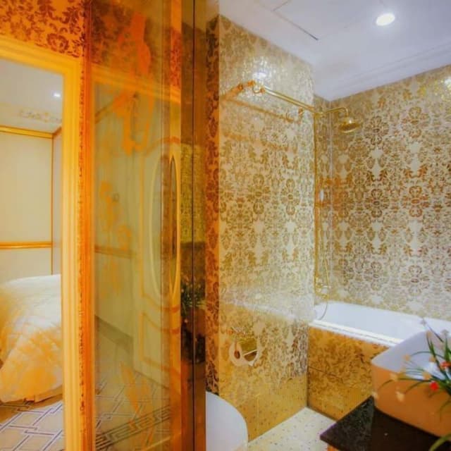 Double Suite