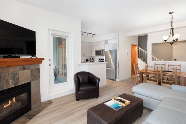 Condo, 2 Bedrooms (Unit 30)