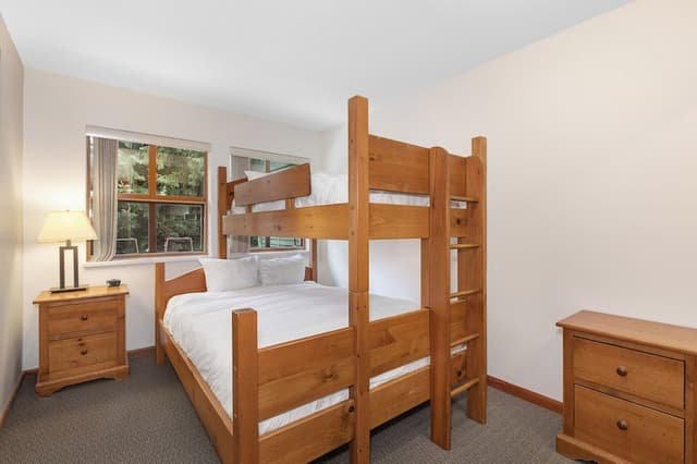 Condo, 2 Bedrooms (Unit 52)